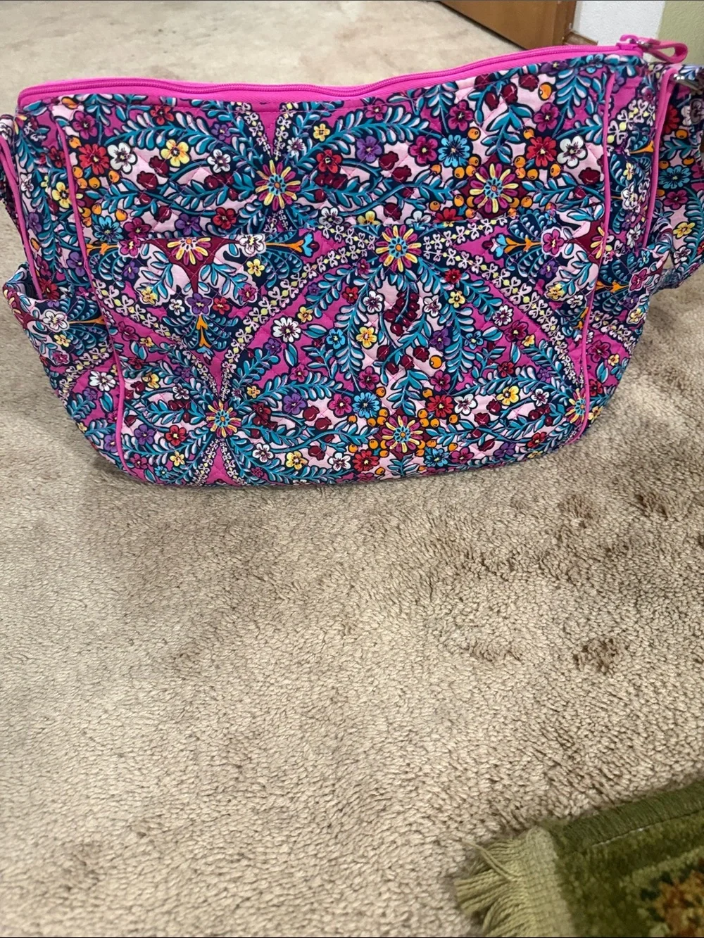 WOW POSHMARK - Authentic Vera Bradley NWT Iconic Large On The Go Crossbody!